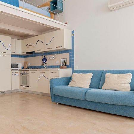 Luminosity By The Sea Apartment Calambrone Bagian luar foto