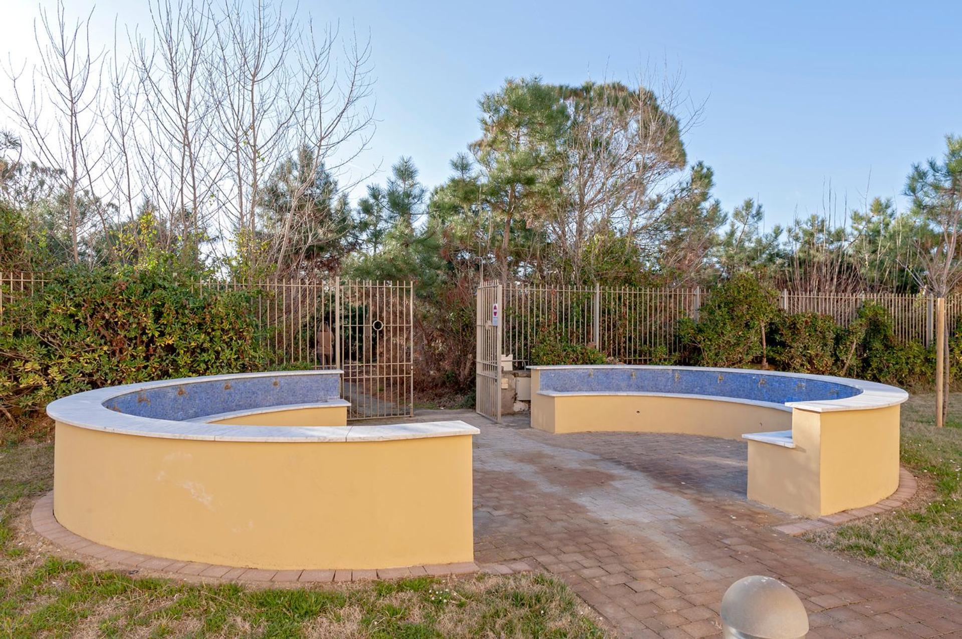 Luminosity By The Sea Apartment Calambrone Bagian luar foto